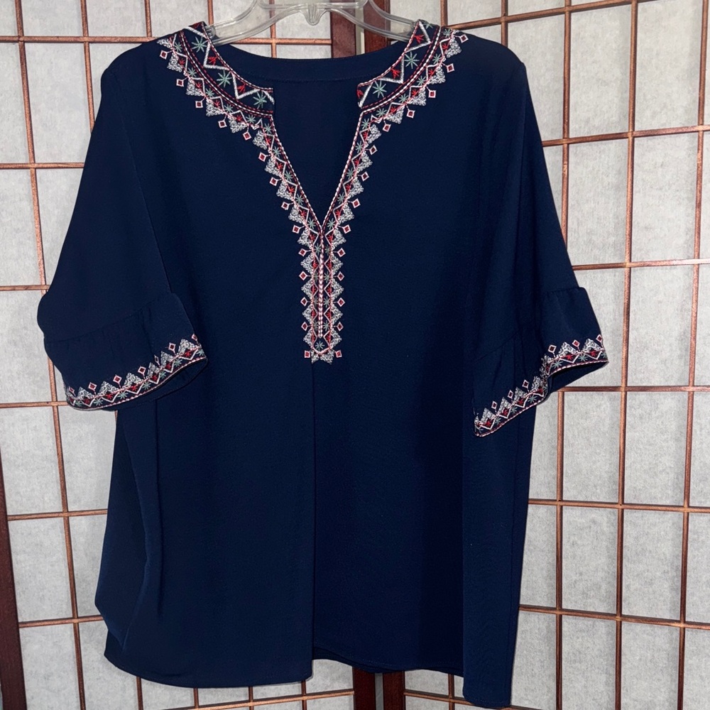 Source Unknown Dark Blue Embroidered Blouse 23 inches PTP